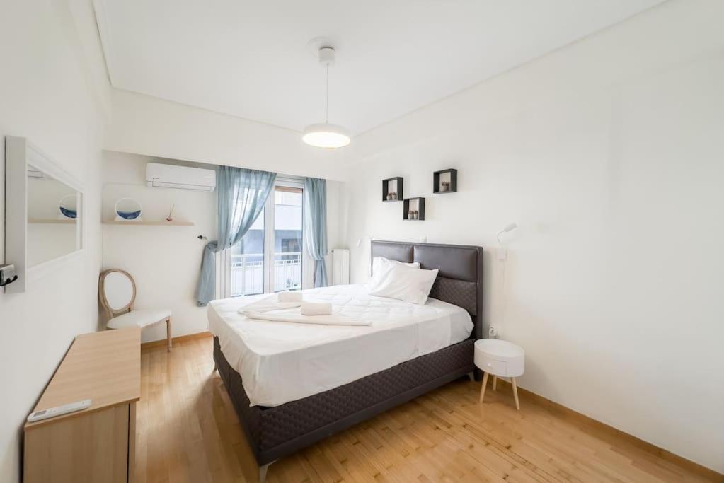Spacious Urban Apt In The Heart Of Athén Kültér fotó